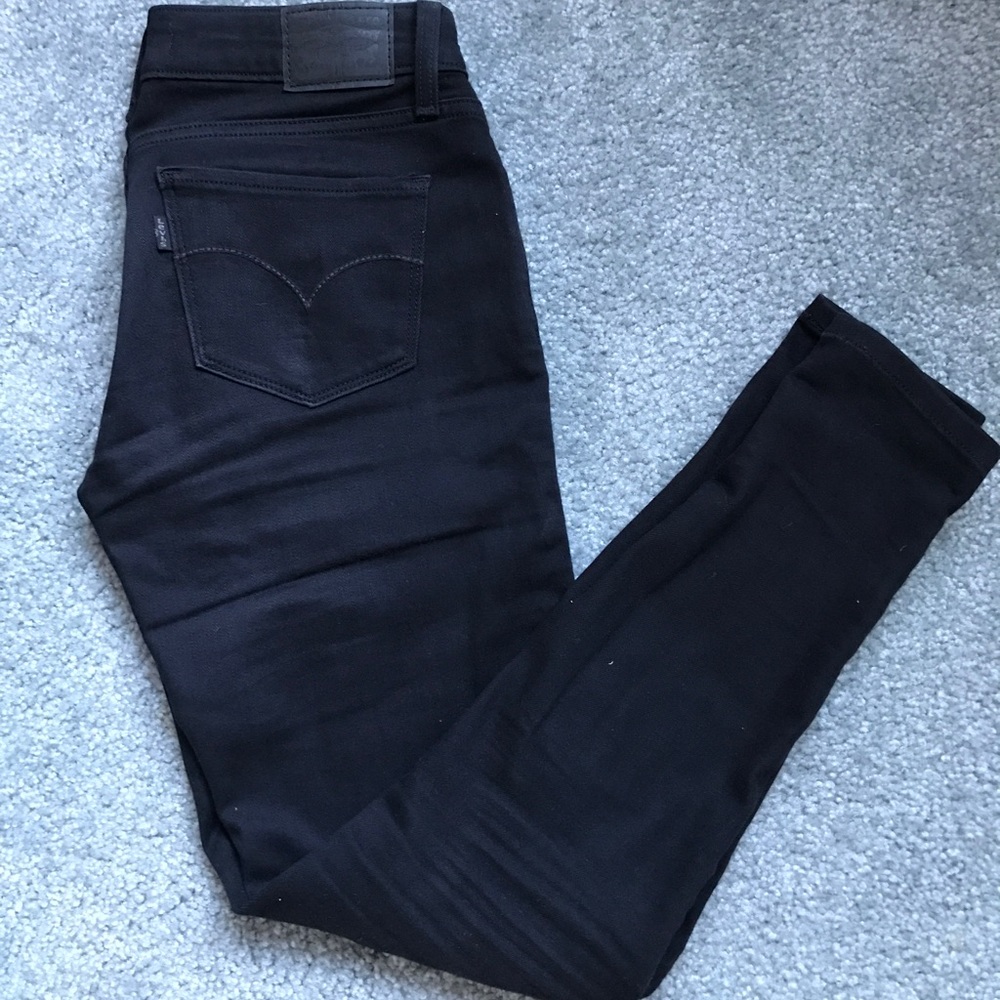 Levi’s 535 super skinny 26x28
